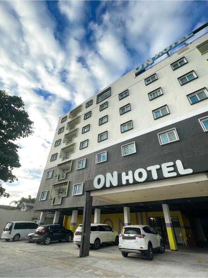 On Hotel Friendship Анхелес Екстериор снимка
